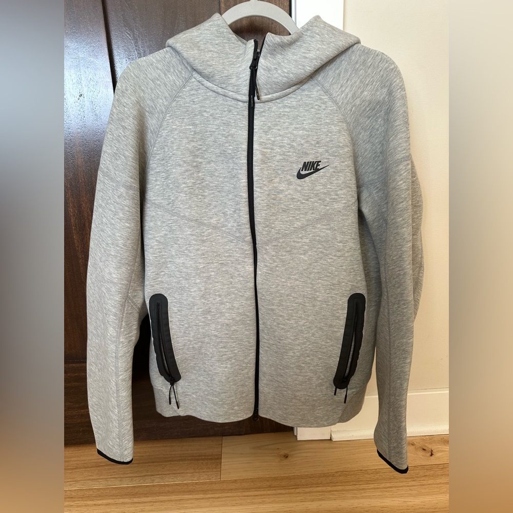 Nike Tech Light Gray Full-Zip Hoodie with Black Trim